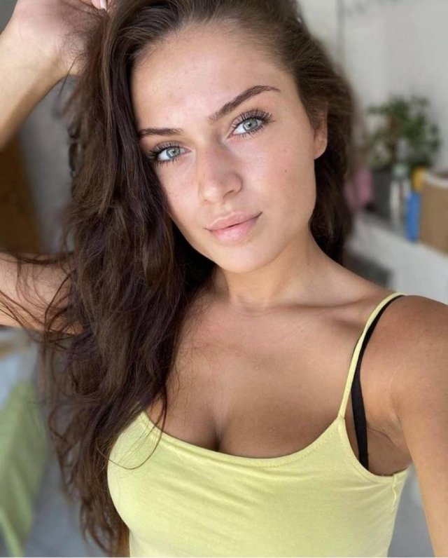 Beauty Girls (44 pics)