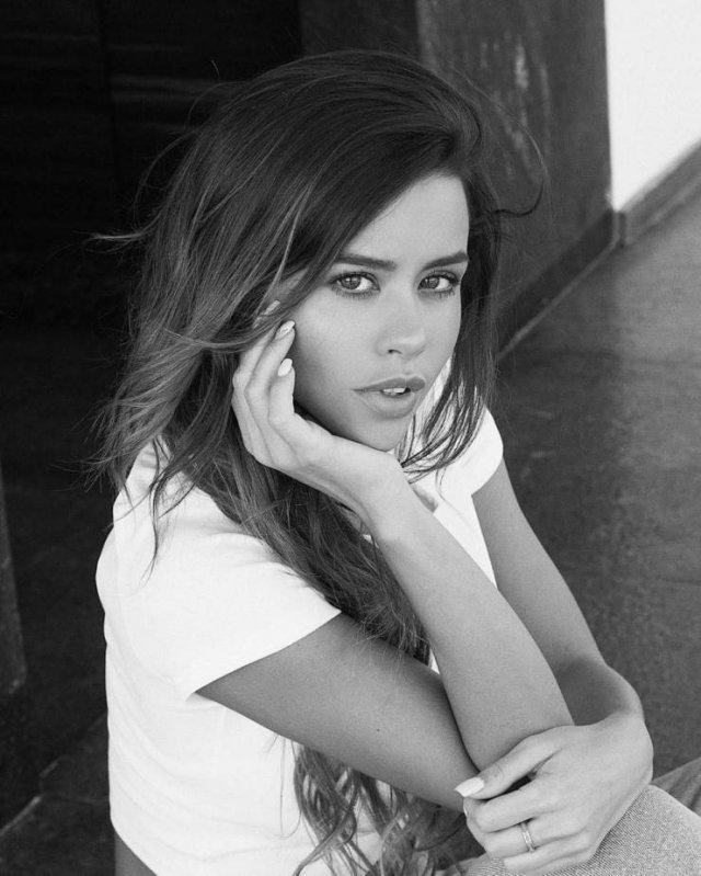 Beauty Girls (44 pics)