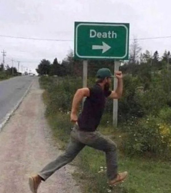 What Is Going On Here? (24 pics)