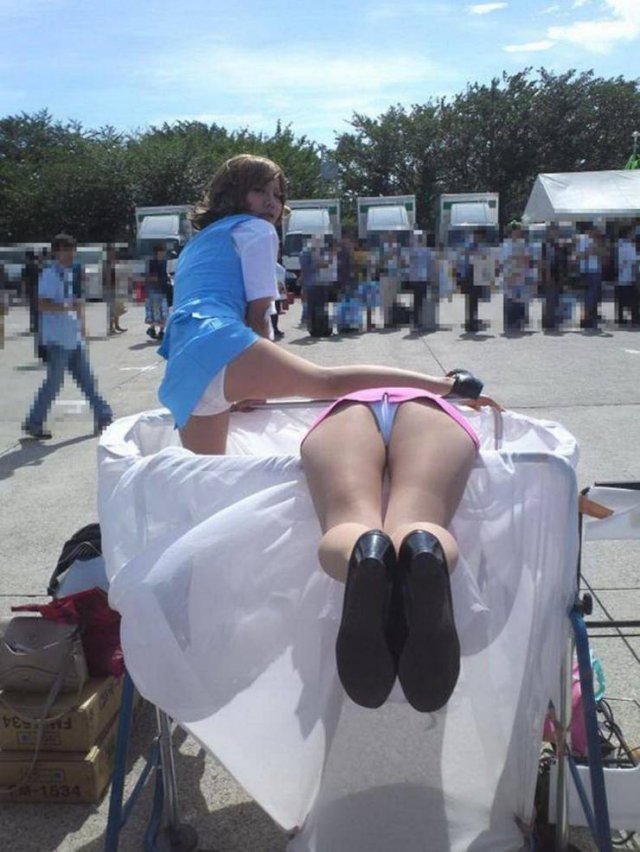 Cute Girls (32 pics)