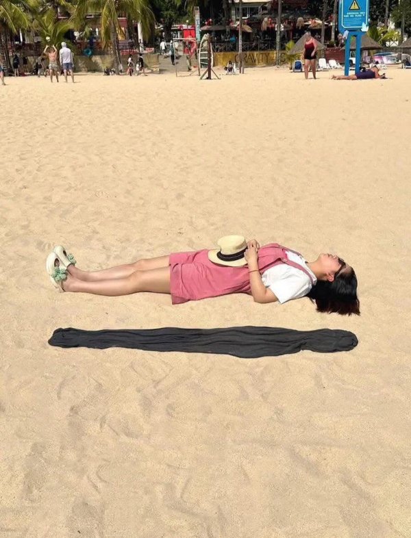 What Is Going On Here? (41 pics)