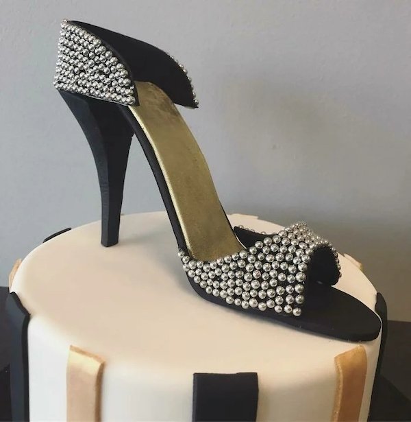 Amazing Cakes (20 pics)