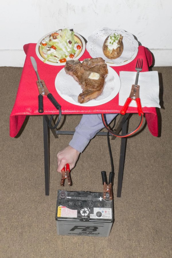 What Is Going On Here? (41 pics)