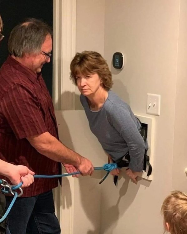 What Is Going On Here? (41 pics)