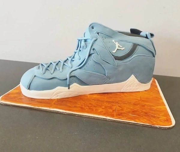 Amazing Cakes (20 pics)