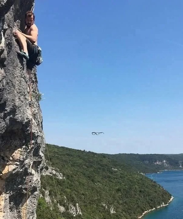 What Is Going On Here? (41 pics)