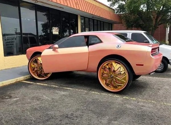 Strange Designs And Finds (23 pics)