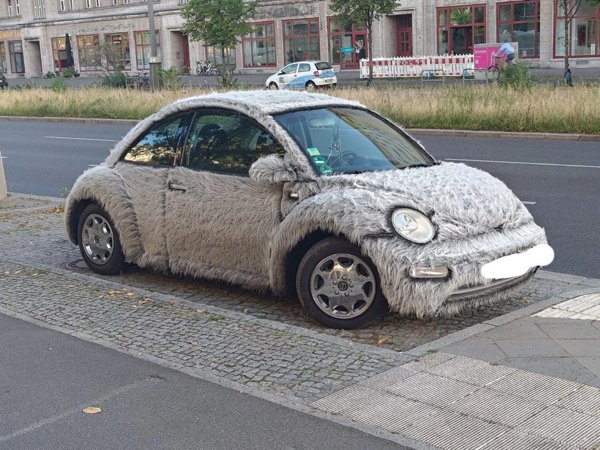 Strange Designs And Finds (23 pics)