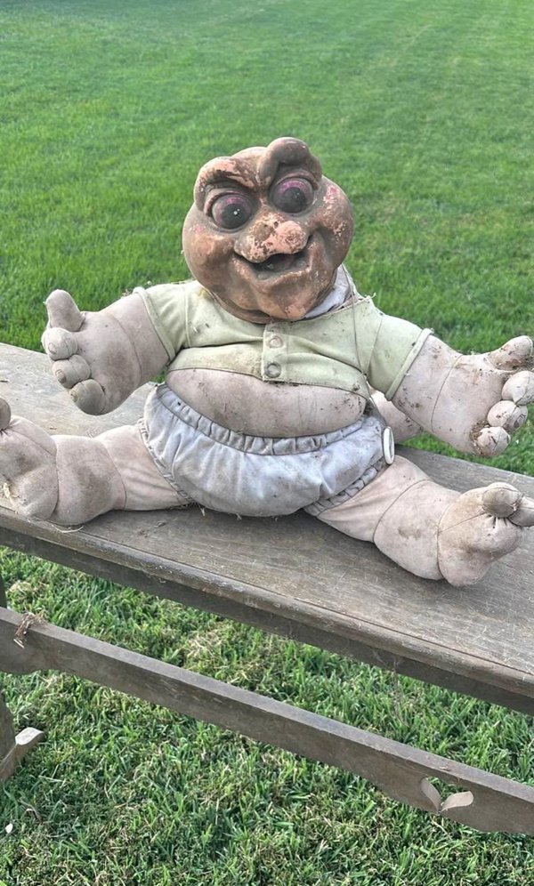 Strange Designs And Finds (23 pics)
