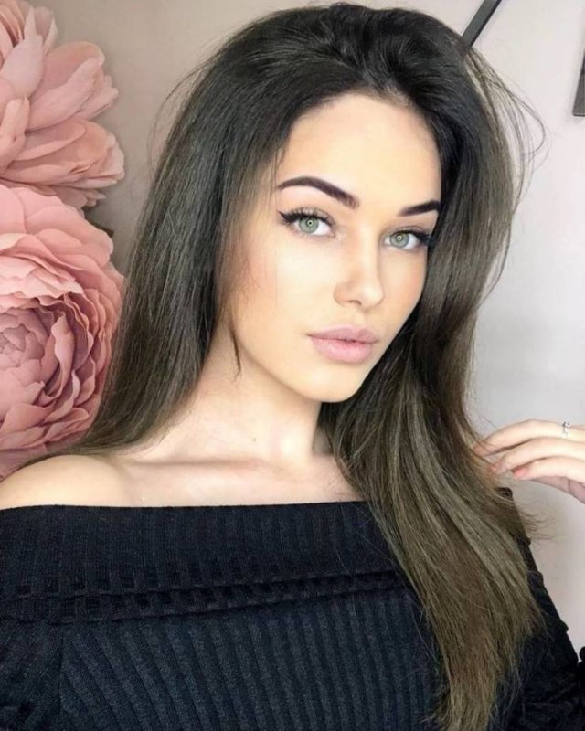 Hot Girls (36 pics) Hot Girls (36 pics)