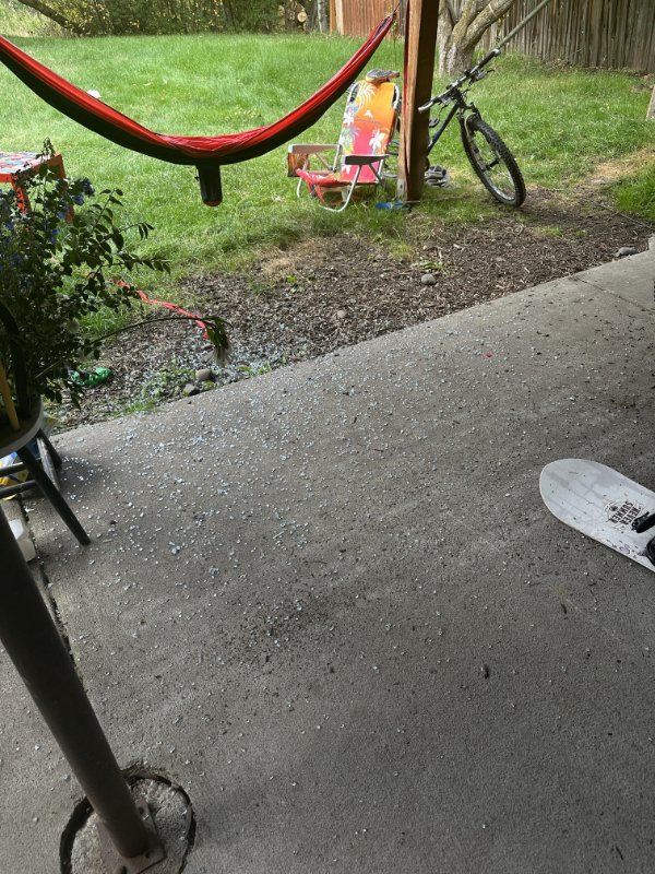 Bad Days Happen (22 pics)