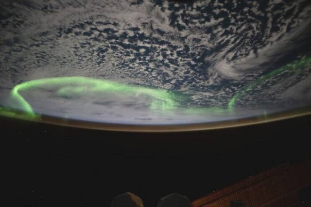 Stunning Space Photos (24 pics)