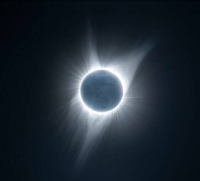 Stunning Space Photos (24 pics)