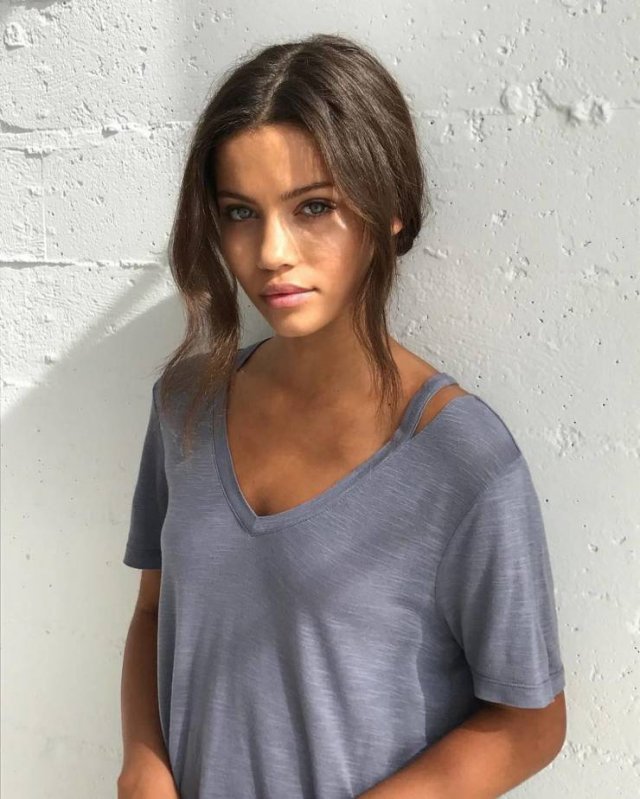 Cute Girls (36 pics)