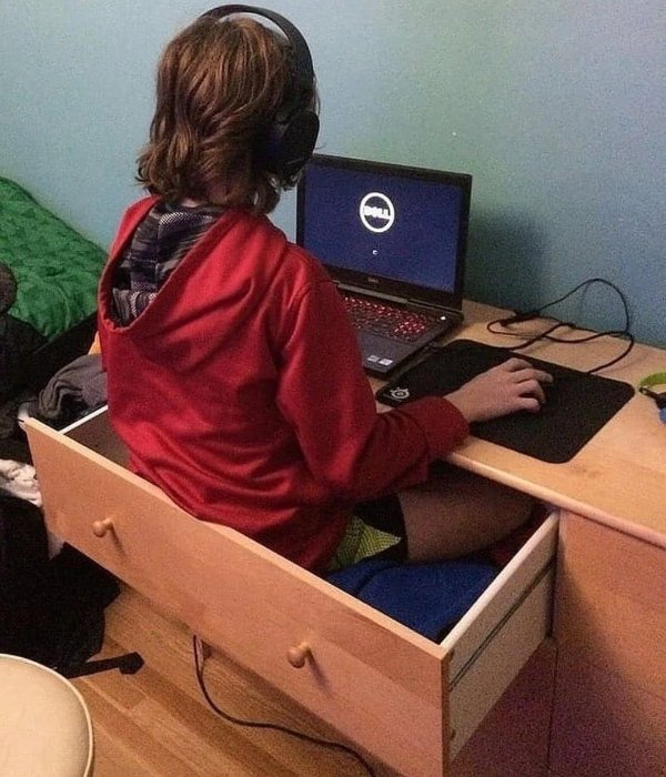 What Is Going On Here? (42 pics)