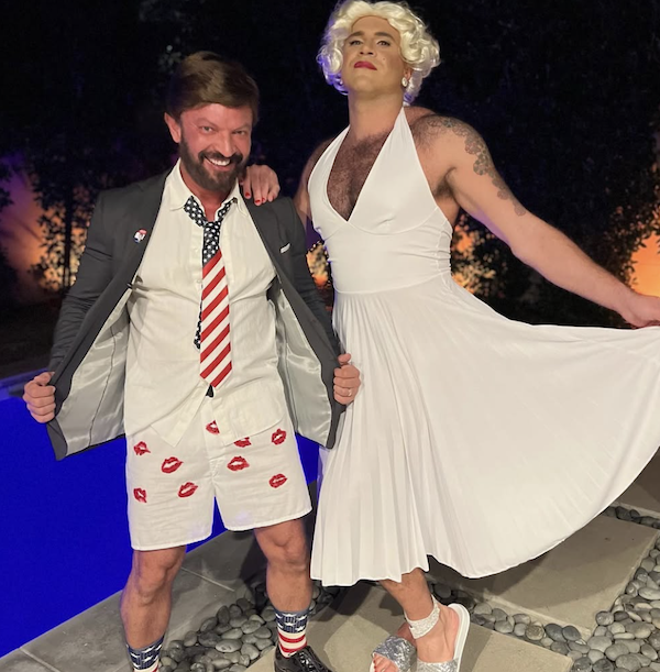 Cool Couples Halloween Costumes (25 pics)