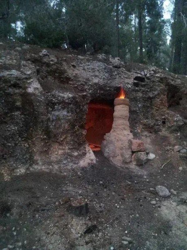 Atmospheric Bushcraft Photos (19 pics)