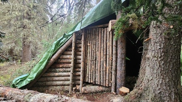 Atmospheric Bushcraft Photos (19 pics)