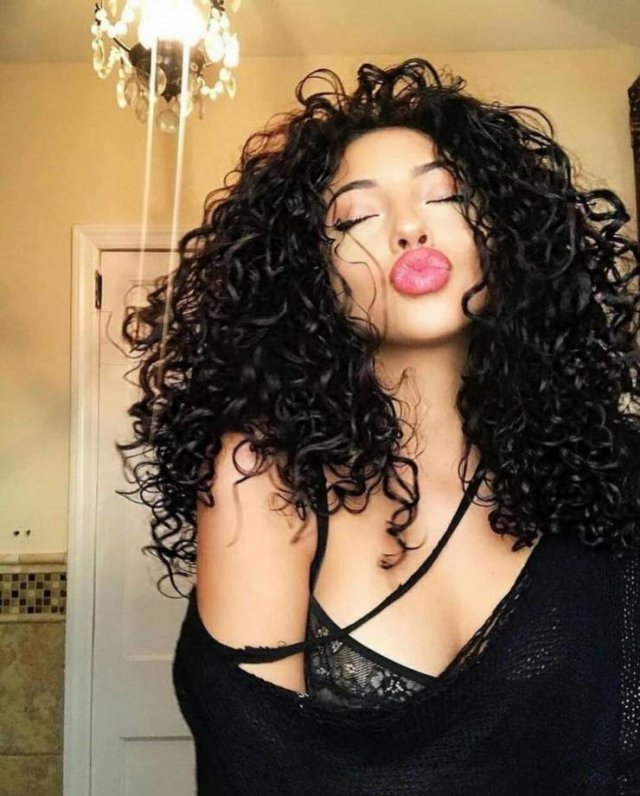 Hot Girls (37 pics) Hot Girls (37 pics)