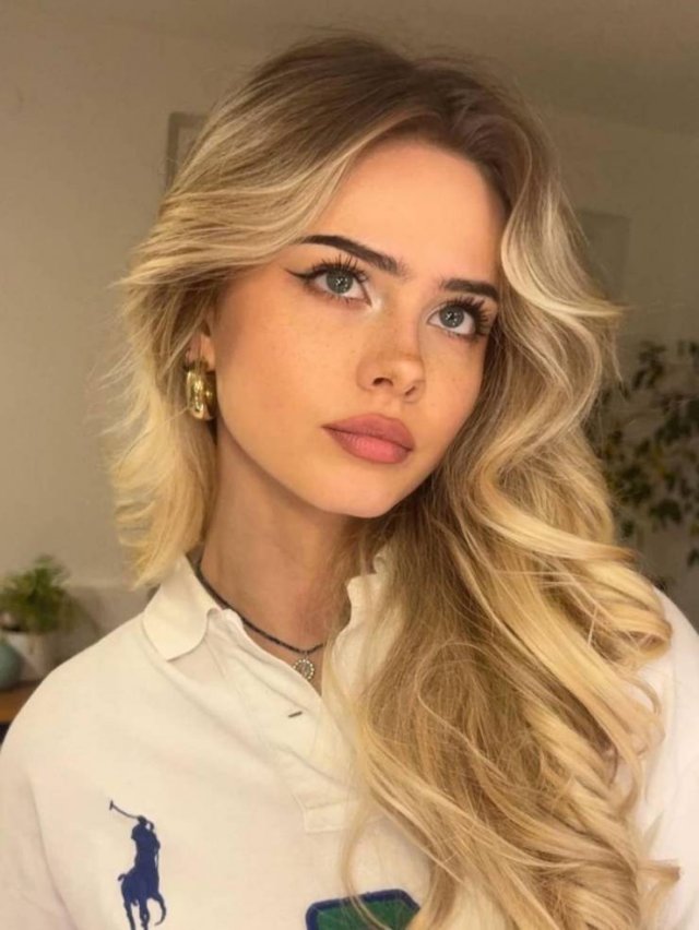 Hot Girls (37 pics) Hot Girls (37 pics)