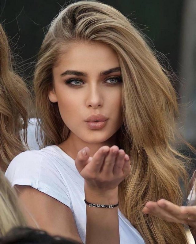 Beauty Girls (35 pics) Beauty Girls (35 pics)