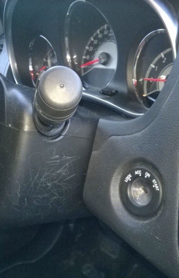 What Is Going On Here? (26 pics) What Is Going On Here? (26 pics)