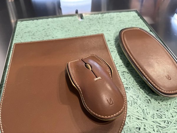 Weird Designs And Constructions (23 pics) Weird Designs And Constructions (23 pics)