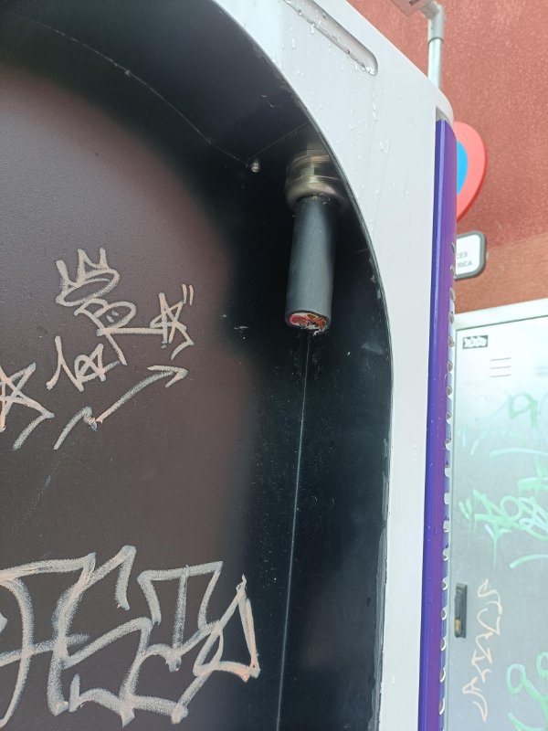 Bad Days Happen (27 pics)