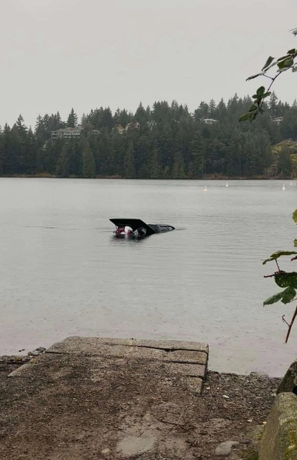 Bad Days Happen (27 pics)