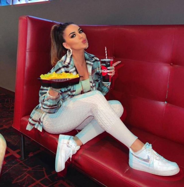 Beauty Girls (36 pics)