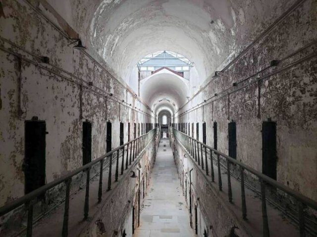 The World's Most Haunted Spots (20 pics)