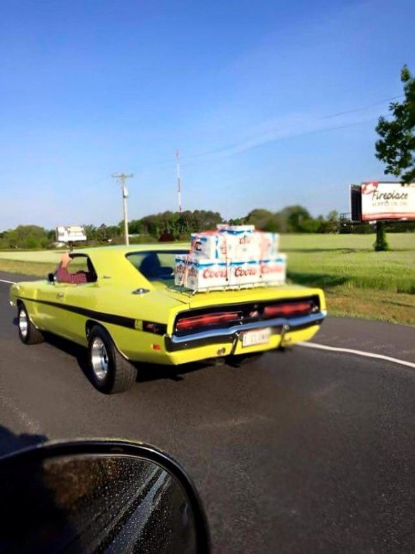 What Is Going On Here? (28 pics) What Is Going On Here? (28 pics)