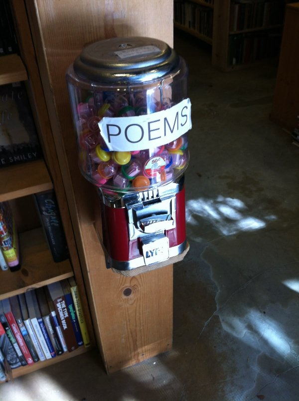 What Is Going On Here? (28 pics) What Is Going On Here? (28 pics)