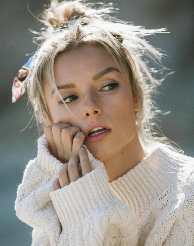 Beauty Girls (30 pics) Beauty Girls (30 pics)