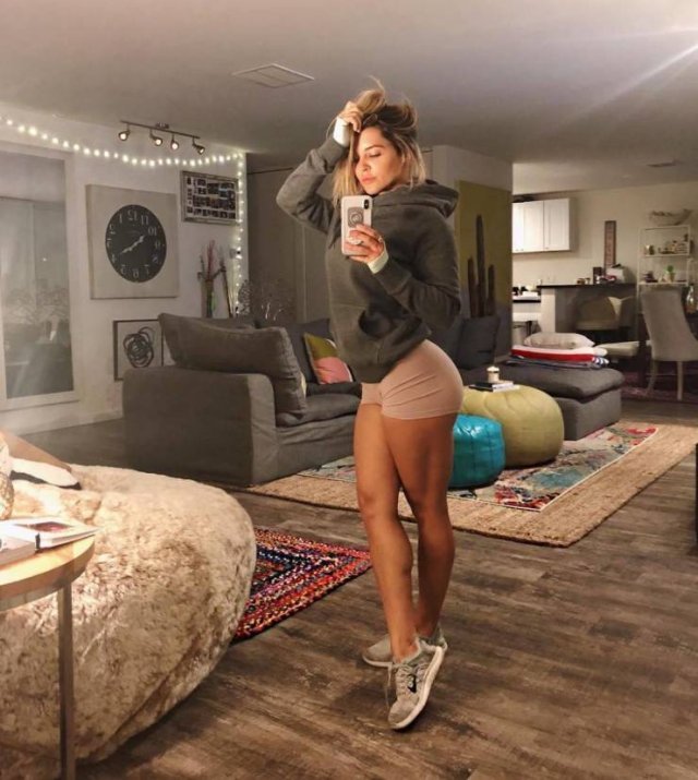 Beauty Girls (37 pics) Beauty Girls (37 pics)