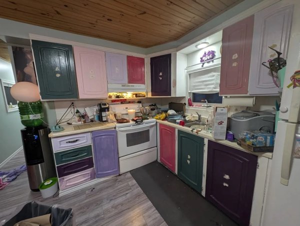 Weird Constructions (23 pics) Weird Constructions (23 pics)