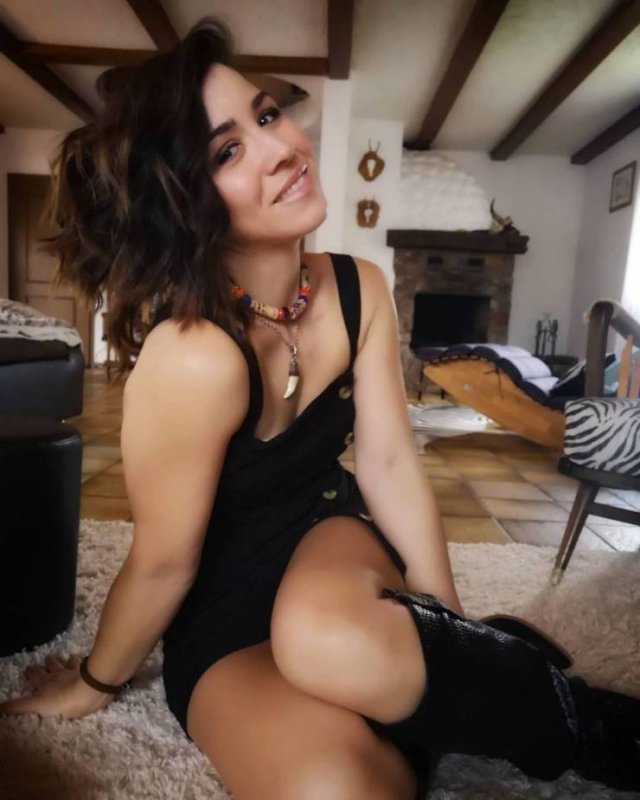 Beauty Girls (35 pics) Beauty Girls (35 pics)