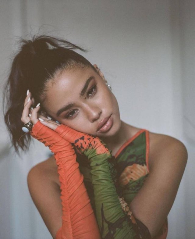 Beauty Girls (35 pics) Beauty Girls (35 pics)