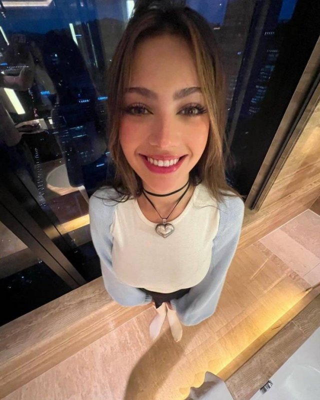 Beauty Girls (29 pics) Beauty Girls (29 pics)