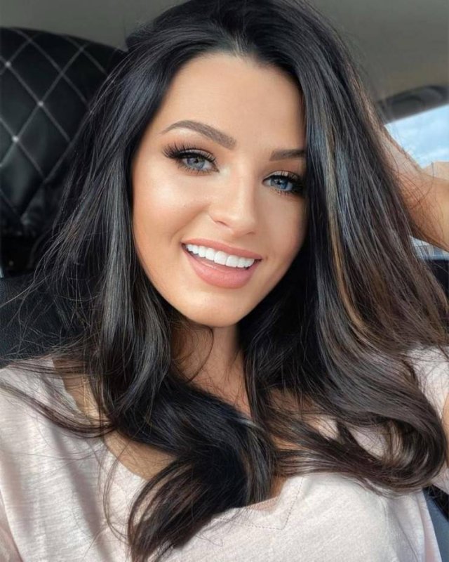 Cute Girls (35 pics)