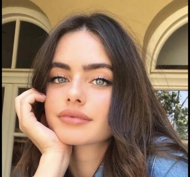 Beauty Girls (23 pics)