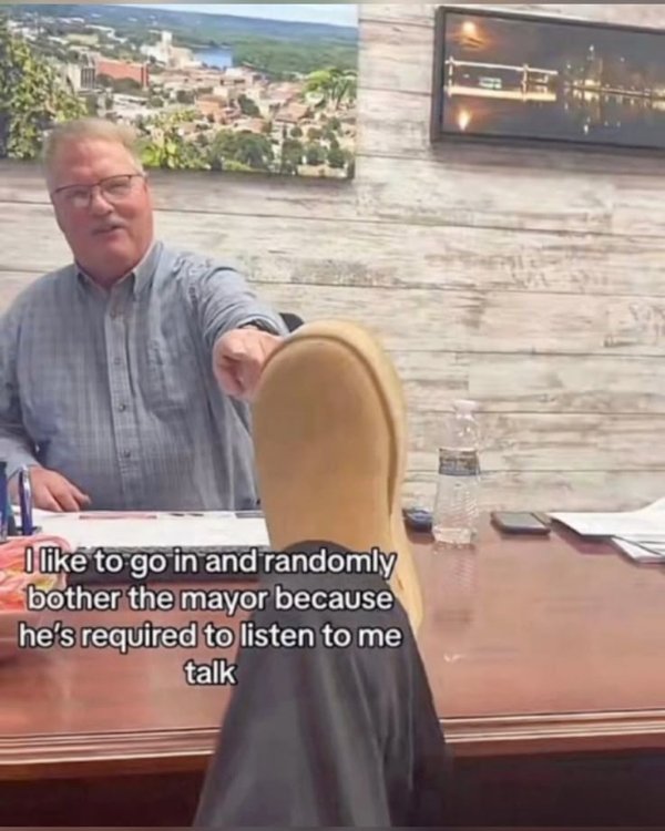 What Is Going On Here? (31 pics)