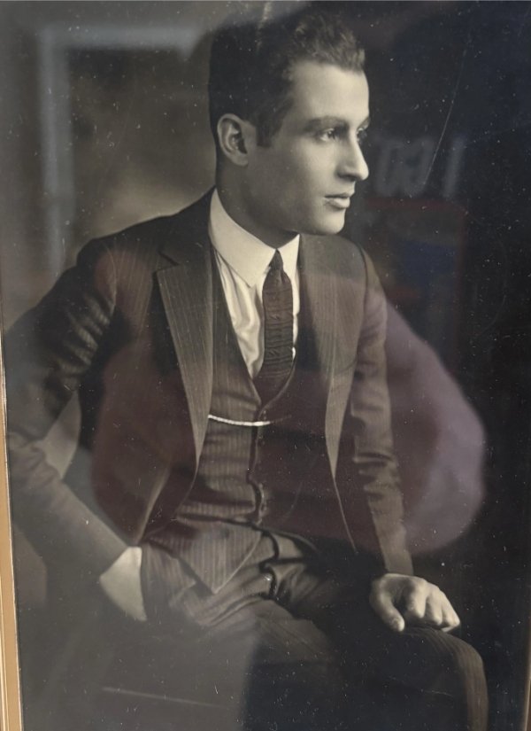 People Share Cool Photos From The Past (23 pics)