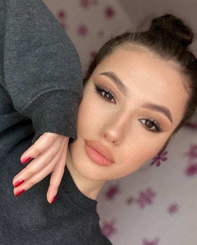 Beauty Girls (35 pics)