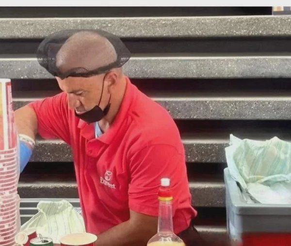 What Is Going On Here? (49 pics) What Is Going On Here? (49 pics)