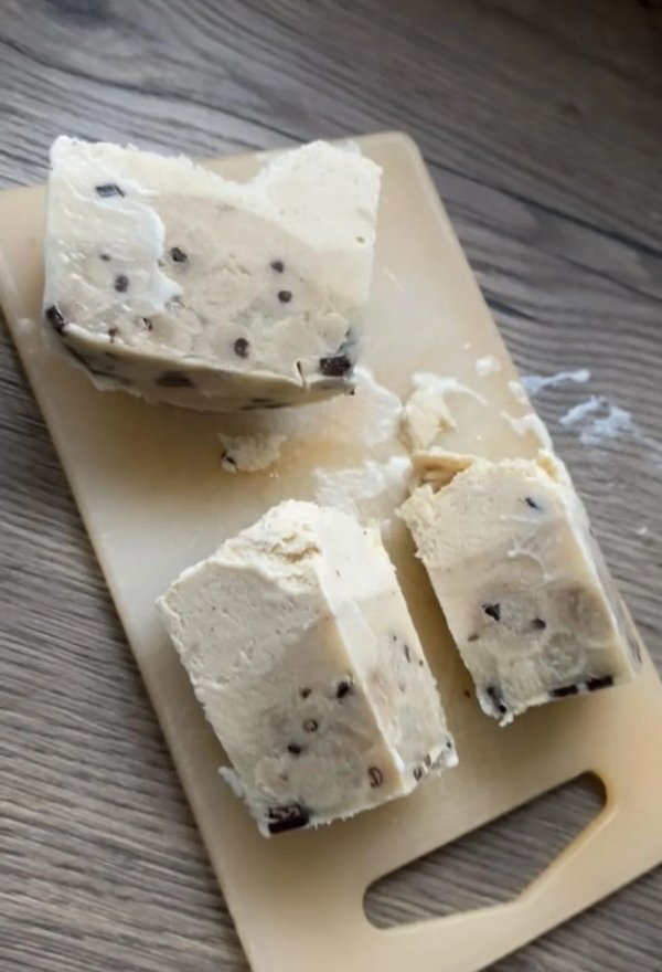 Bad Days Happen (22 pics)