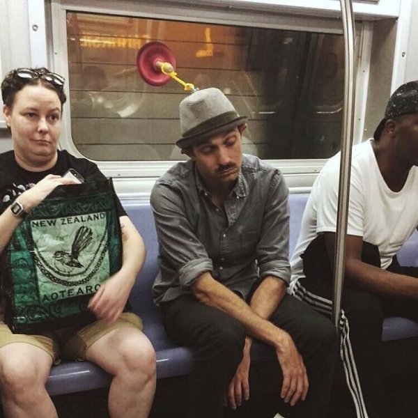 Public Transport Is Chaos (33 pics)