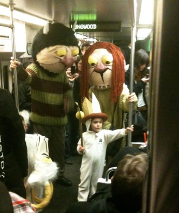Public Transport Is Chaos (33 pics)
