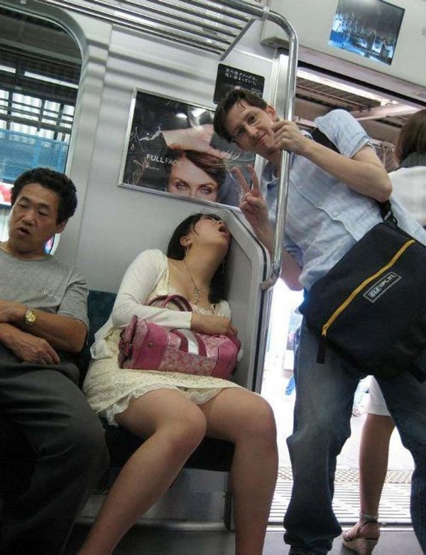 Public Transport Is Chaos (33 pics)