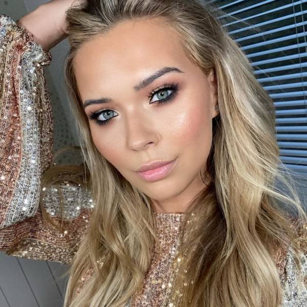 Slim Girls (30 pics) Slim Girls (30 pics)